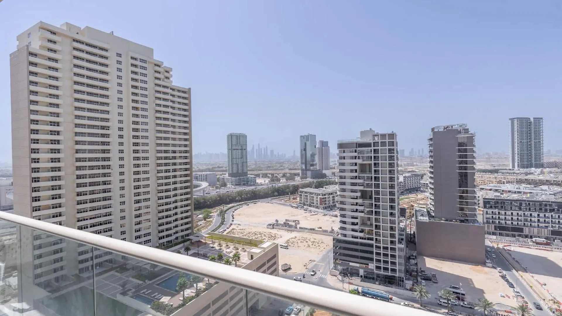 Chic 1-Bedroom Apartment In Jvc With Balcony Dubai