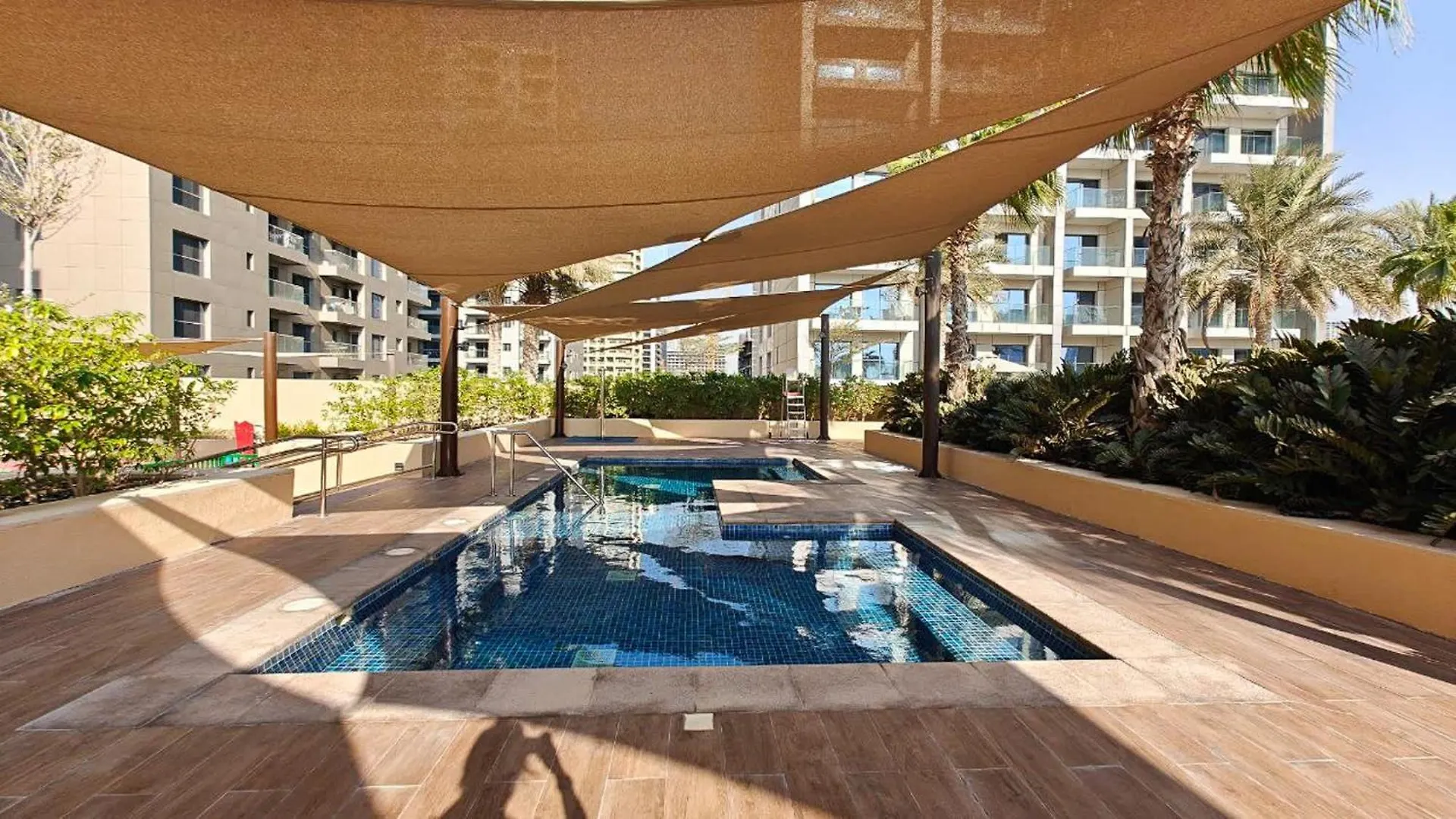Chic 1-Bedroom Apartment In Jvc With Balcony Ντουμπάι