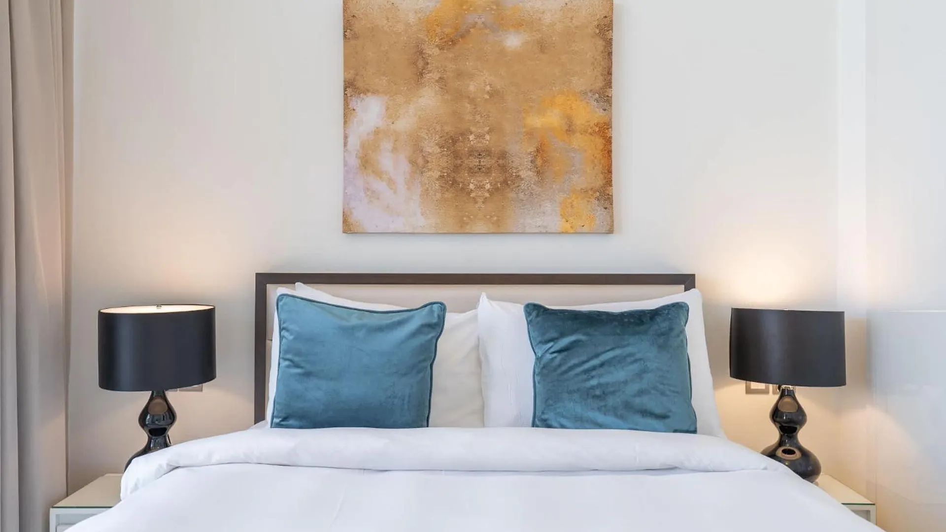 Chic 1-Bedroom Apartment In Jvc With Balcony Ντουμπάι