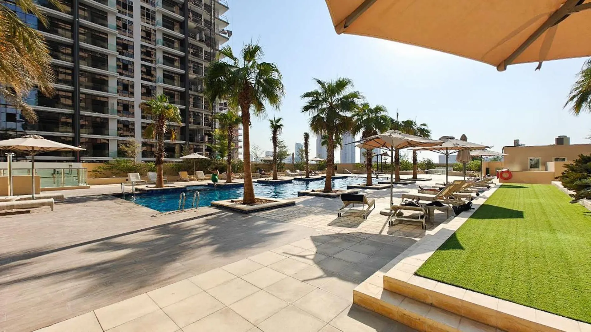 Chic 1-Bedroom Apartment In Jvc With Balcony Ντουμπάι
