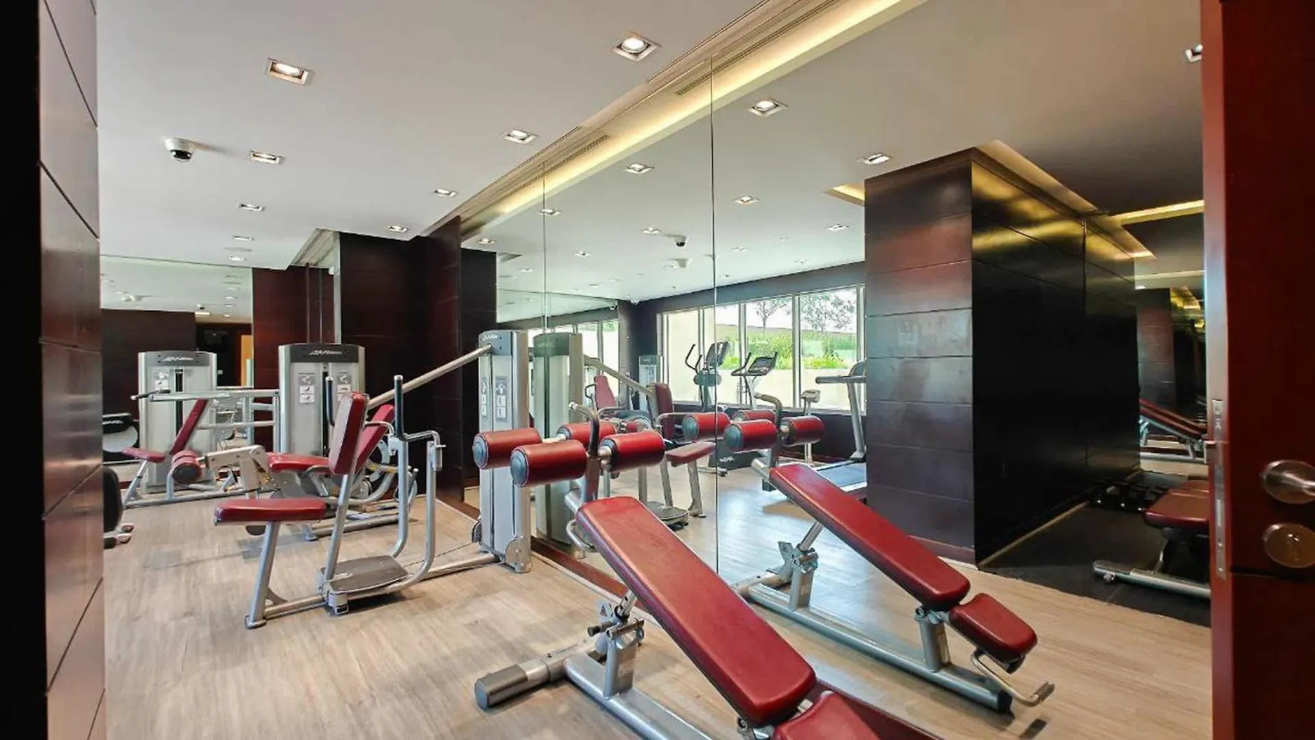 Chic 1-Bedroom Apartment In Jvc With Balcony Dubai