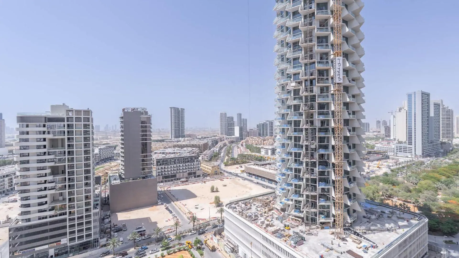 Chic 1-Bedroom Apartment In Jvc With Balcony Dubai